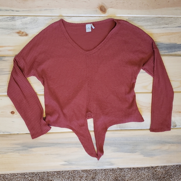 Paper Crane Medium tie front waffle knit shirt - Picture 2 of 5